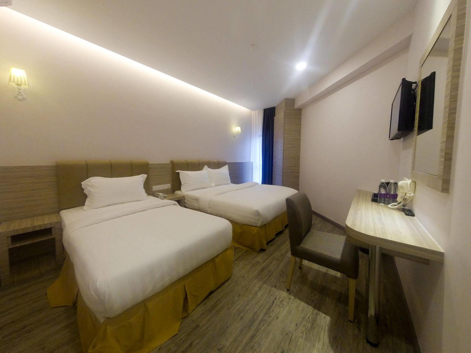 Gm Grand Moments Bandar Sunway Hotel 2*